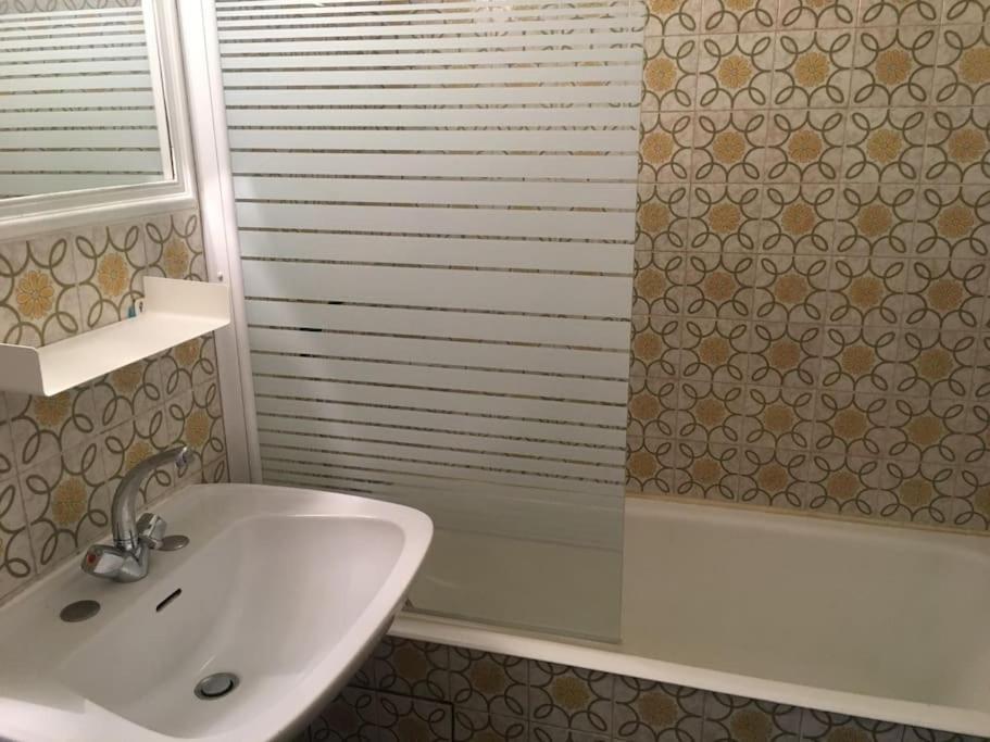Lumineux Studio Avec Balcon / Cosy Flat With Balcony Apartment วีลุชวีฟ ภายนอก รูปภาพ